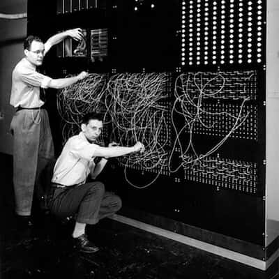 کامپیوترهای عظیم جسته خلاء در دهه ۷۰ میلادی