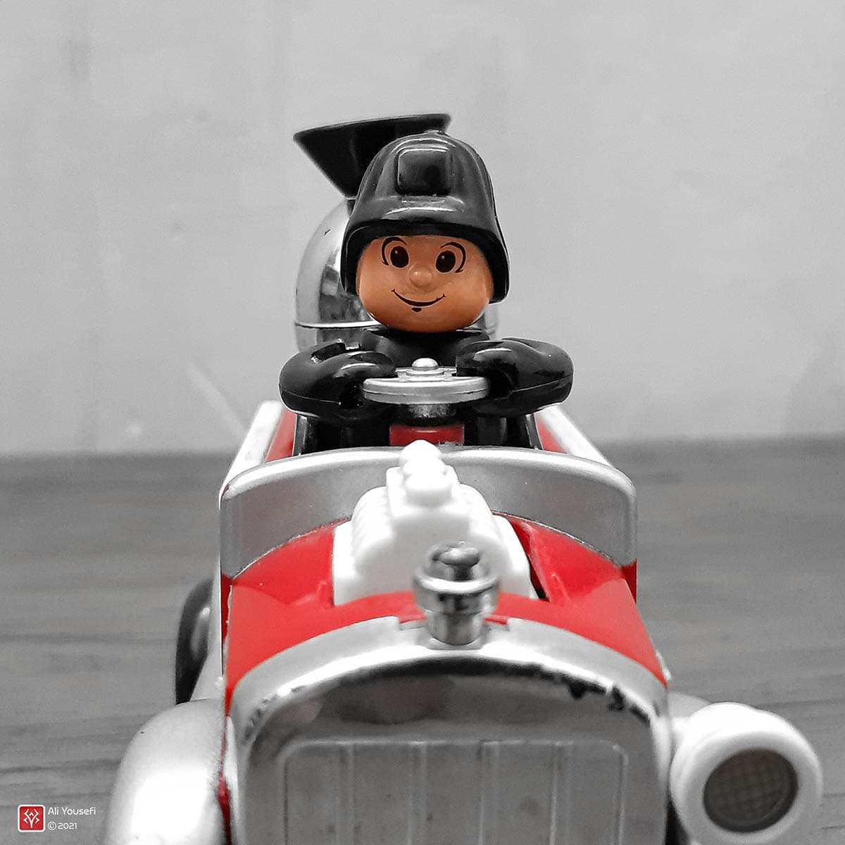 اولین اسباب بازی دوران کودکی من