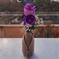 والپیپر مینیمال گل رز بنفش با کیفیت 8k و تم زیبای پاییزی برای موبایل
