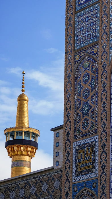 والپیپر حرم امام رئوف (ع) با کیفیت 4k برای موبایل