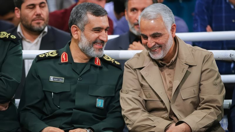 تصویر شهید حاجی زاده و سردار سلیمانی برای کامپیوتر