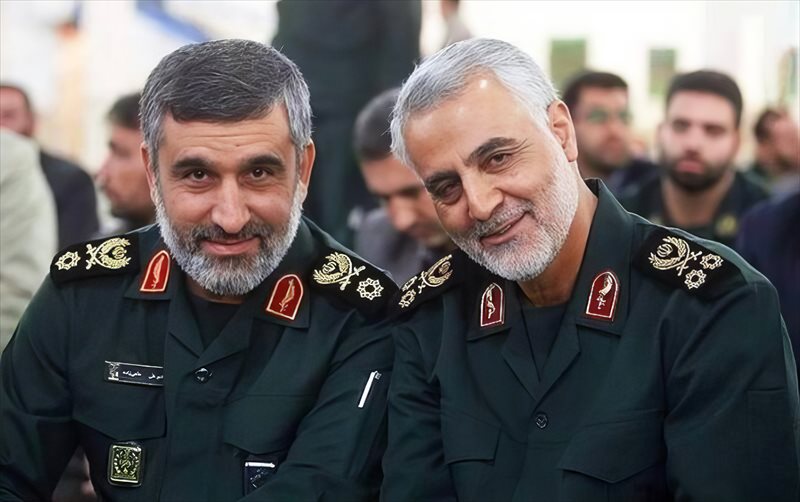 عکس سردار حاجی زاده و سردار سلیمانی برای کامپیوتر