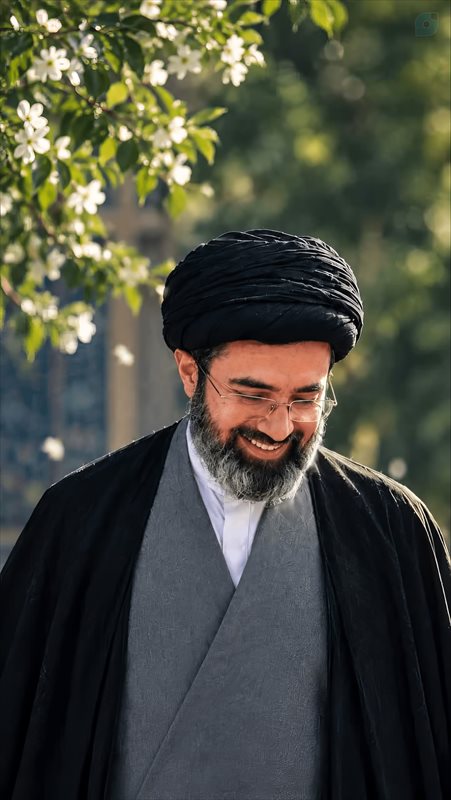 عکس زیبای سید مجتبی خامنه‌ای برای موبایل